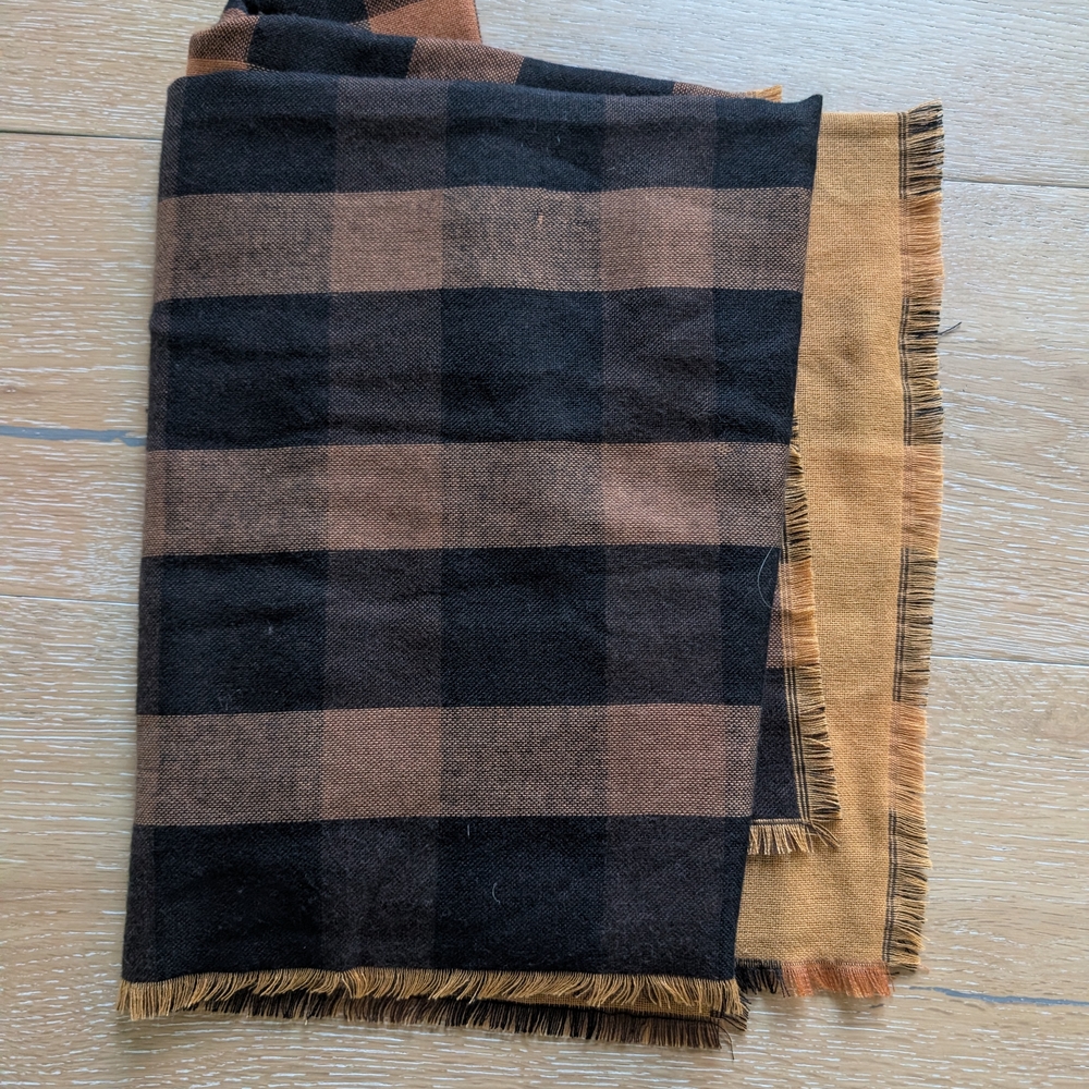 Reversible Plaid Fringe Scarf in Black and Brown